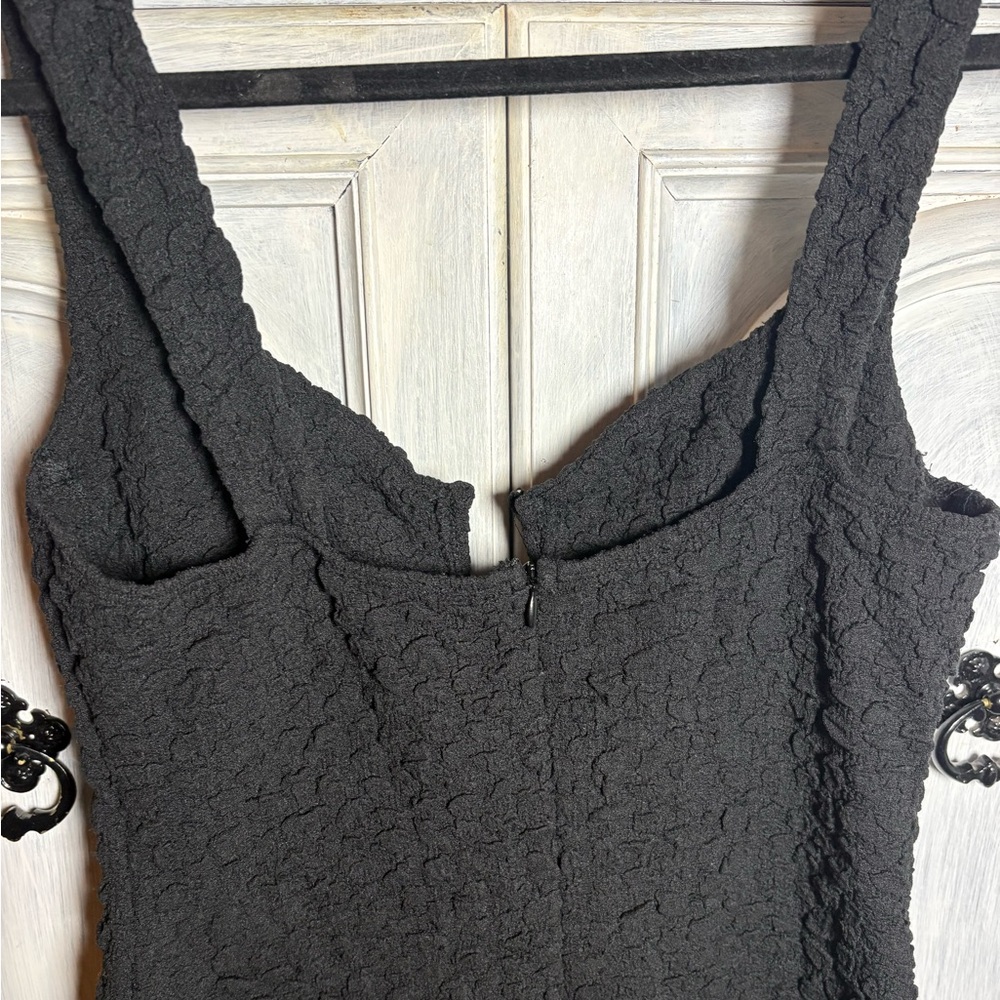 ASTR The Label Wylla Crinkled Popcorn Sweetheart Body-con Midi Dress Cocktail - Picture 11 of 13